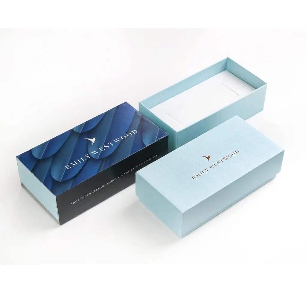 SwissBoutique-EmilyWestwood-LAR-3314B-box
