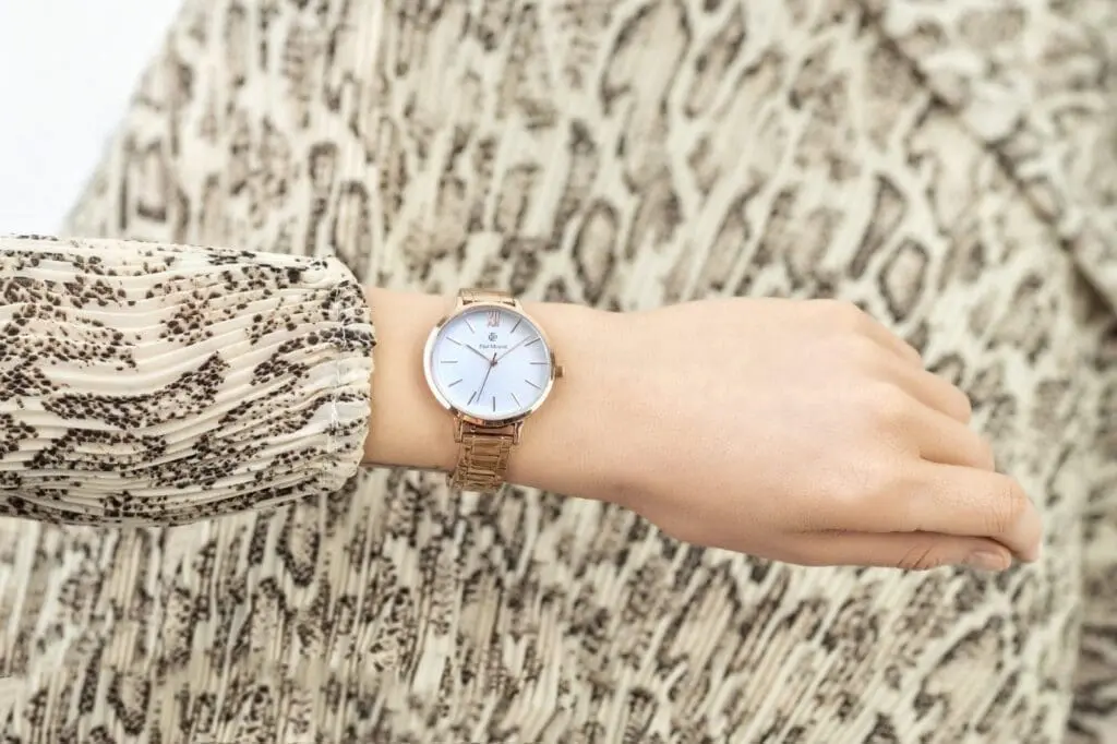 SwissBoutique PaulMcneal PAG4414 2 SwissBoutique-PaulMcneal-PAG_4414-2