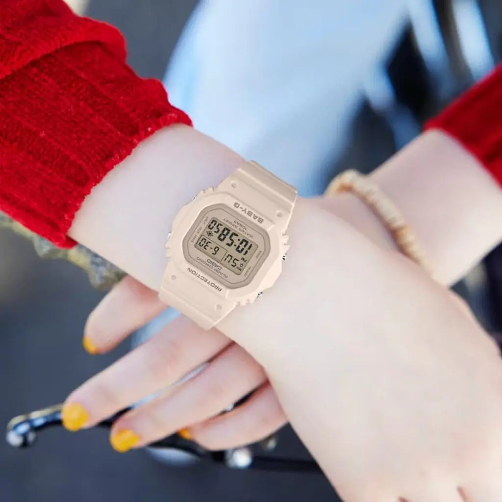 SwissBoutique-часовник-Casio-BGD-565U-4ER-1