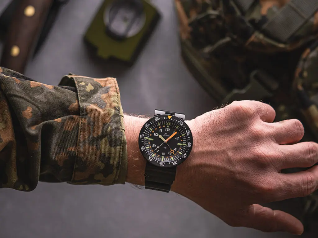 swissboutique-laco-atacama-quarz-utc-862163-wristshot-1