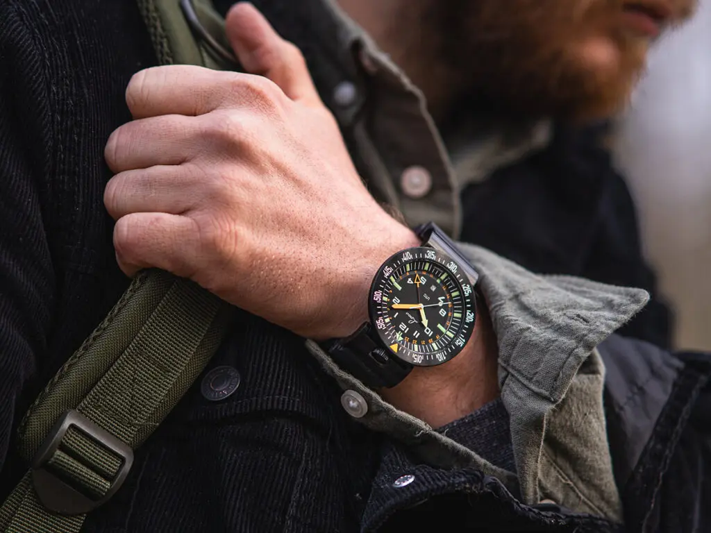 swissboutique-laco-atacama-quarz-utc-862163-wristshot-2