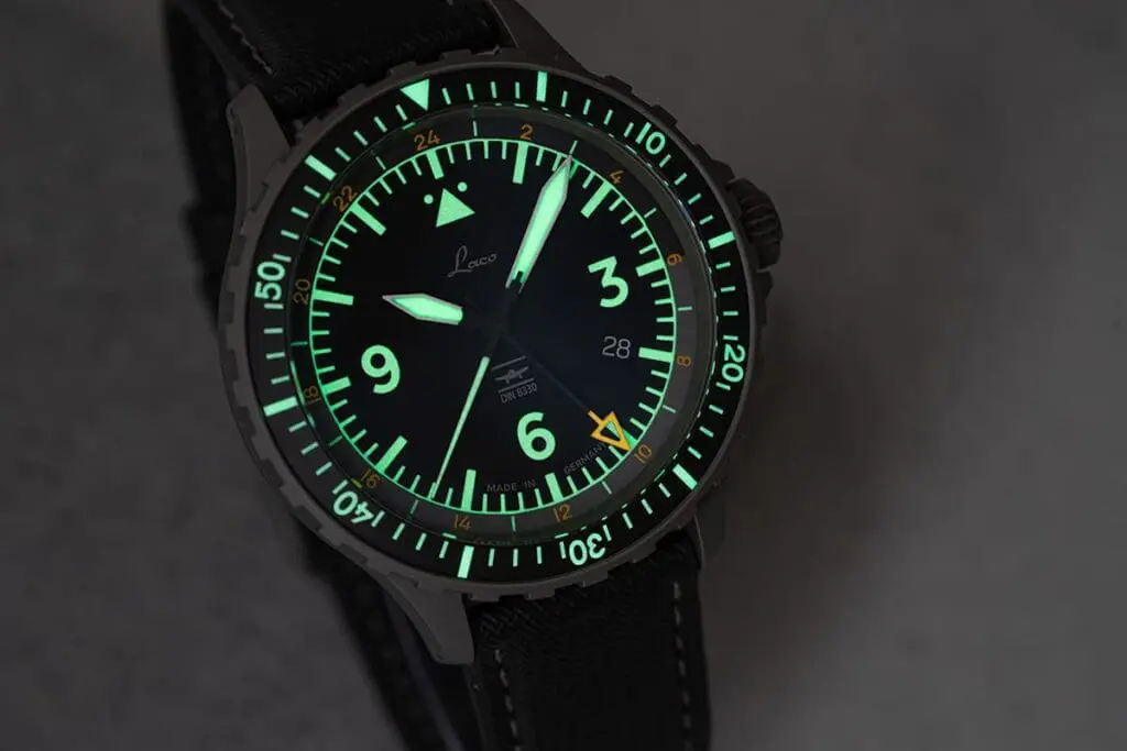 swissboutique-laco-fliegeruhr-hamburg-gmt-din-8330-862165-5