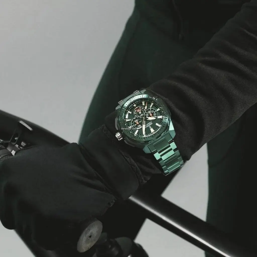SwissBoutique-Festina-F20730-1-2