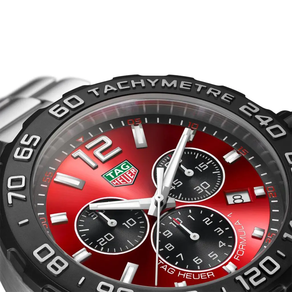 CAZ101AN_BA0842_closeup-tag-heuer-swissboutique