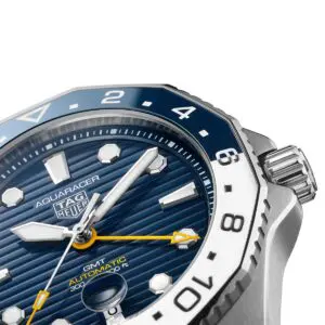 WBP2010-FT6198_close-up-tag-heuer-swissboutique
