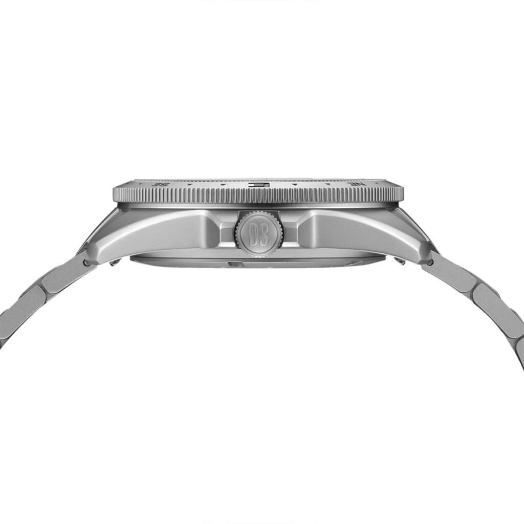 C047-452-11-081-01-side-Certina