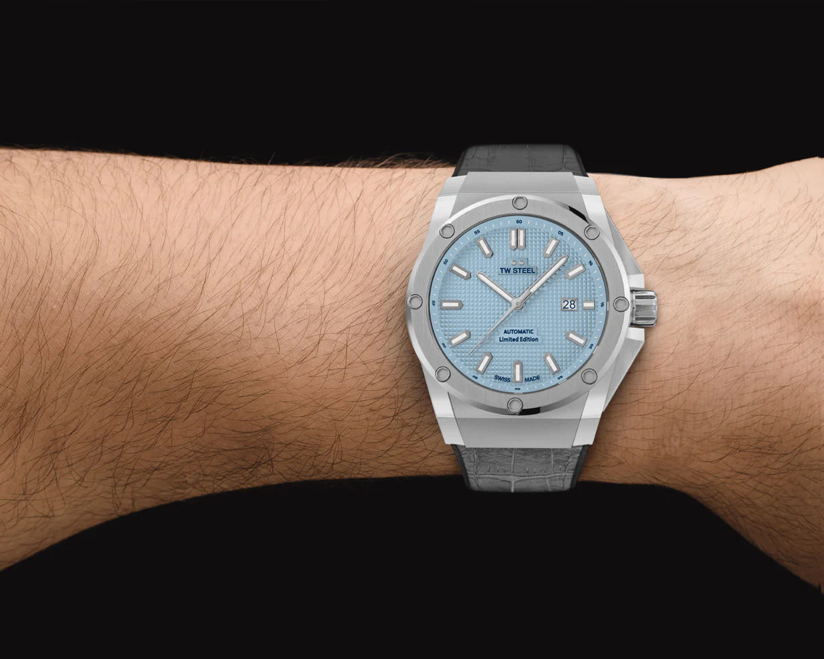 ACE140-TW_STEEL-SwissBoutique-4