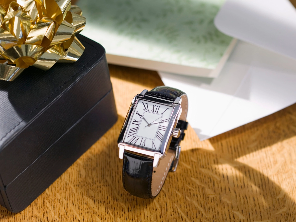 часовник като подарък за абитуриент