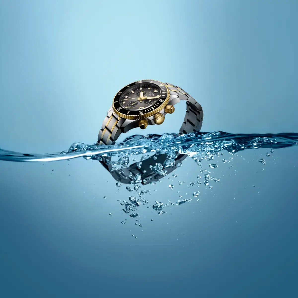 T120-217-22-061-00-часовник-Tissot-SwissBoutique-inwater